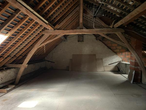 Maison à NOYEN-SUR-SARTHE, 72430 - 4 pièces 147m²