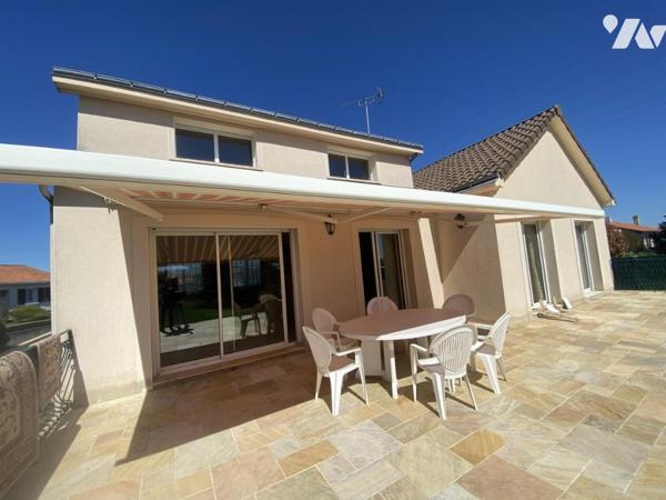 Pavillon traditionnel sur sous-sol