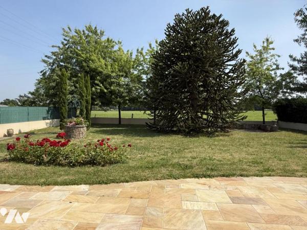 Pavillon traditionnel sur sous-sol