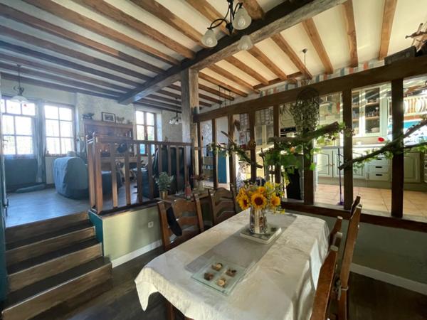 Maison de village 150m2 La Celle Dunoise 149000€!
