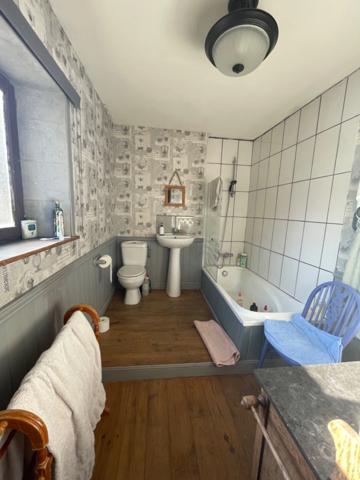 Maison de village 150m2 La Celle Dunoise 149000€!