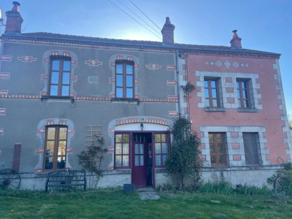 Maison de village 150m2 La Celle Dunoise 149000€!