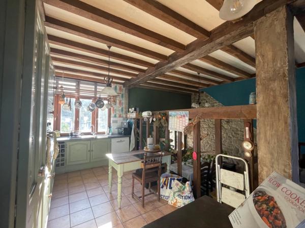 Maison de village 150m2 La Celle Dunoise 149000€!