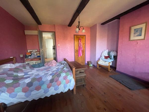 Maison de village 150m2 La Celle Dunoise 149000€!