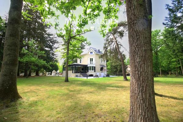 Lamorlaye – Propriété en Pierre – Domaine du Lys – 260 m2