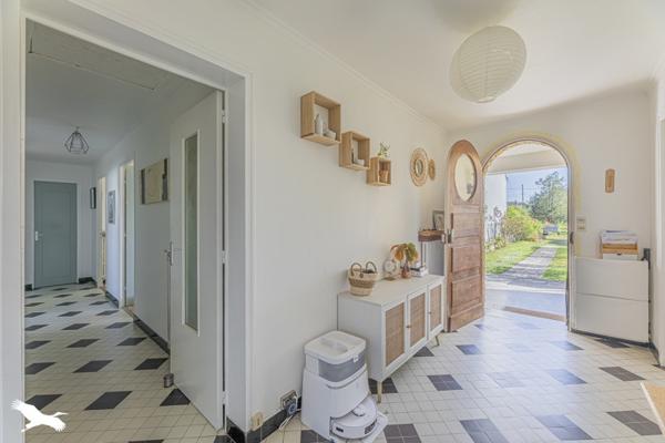 Maison à vendre 312 405 € Montlouis-sur-Loire 6 p 130 m² DPE E