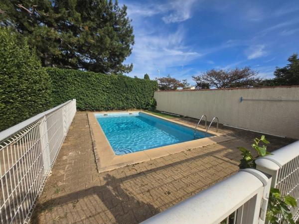 Maison traditionnelle avec piscine à vendre à Fos-sur-Mer – 4 chambres et terrain de 750 m²