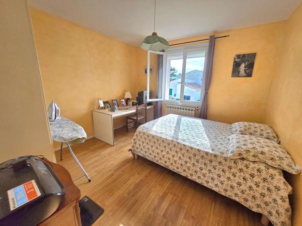 Maison traditionnelle avec piscine à vendre à Fos-sur-Mer – 4 chambres et terrain de 750 m²