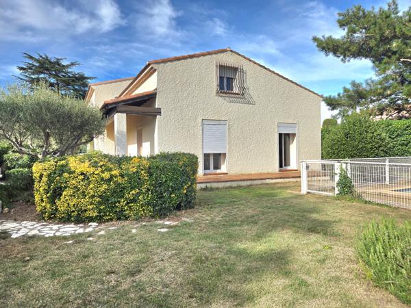 Maison traditionnelle avec piscine à vendre à Fos-sur-Mer – 4 chambres et terrain de 750 m²