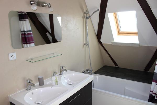 TRIPLEX 4 PIECES AVEC BALCON CENTRE DE WASSELONNE