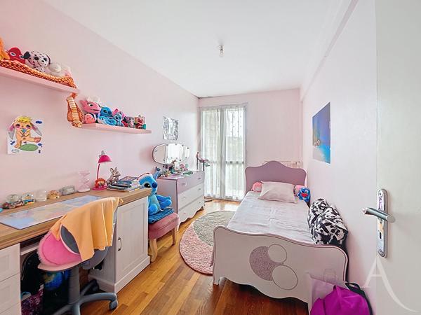 Bel appartement vue Seine, centre ville Mantes La Jolie 2 pièces