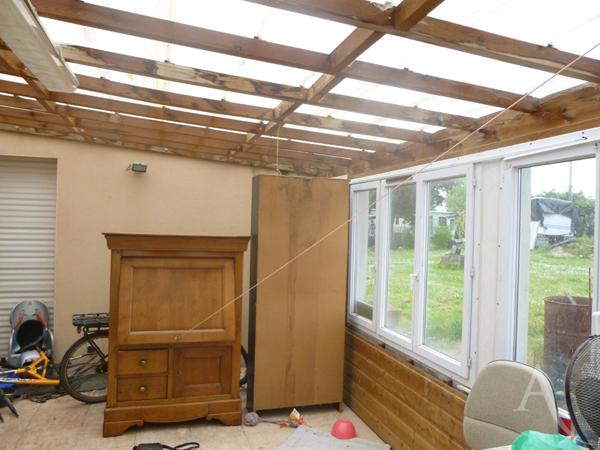 Maison Chaumes En Retz 7 pièce(s) deux garages et dépendances