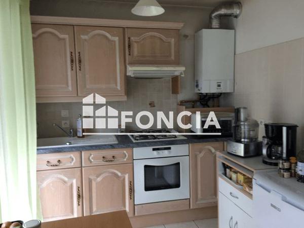 Location Studio 31.7 m² - 125 RUE ADHEMAR FABRI La Roche Sur Foron 74800