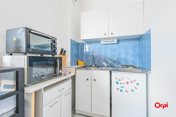 Appartement à louer    1 pièce • 20,75 m2 Reims