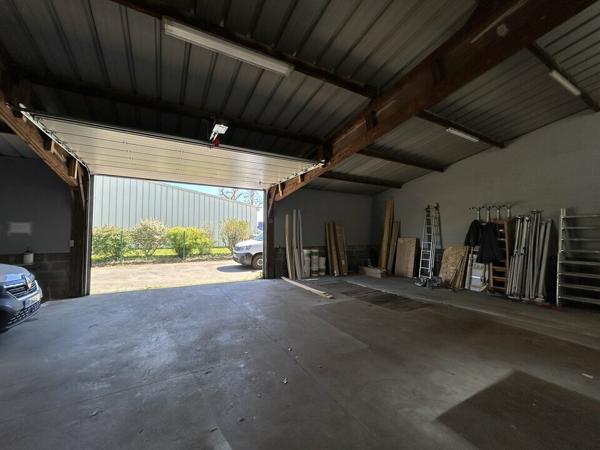 Local d'activites 185 m² à louer NOYAL SUR VILAINE (réf : 35.7168)