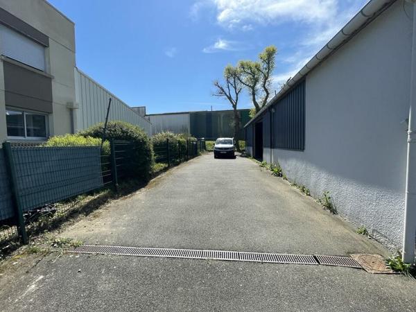 Local d'activites 185 m² à louer NOYAL SUR VILAINE (réf : 35.7168)