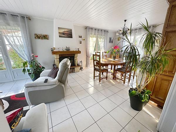 Vente Maison94 m² - 4 Pièces - SAINT JEAN DE MONTS (85160)