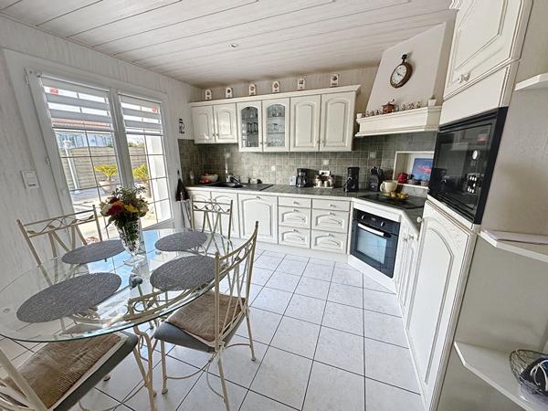 Vente Maison94 m² - 4 Pièces - SAINT JEAN DE MONTS (85160)