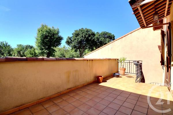 Appartement T4 à vendre  4 pièces - 91,26 m2 FREJUS - 83