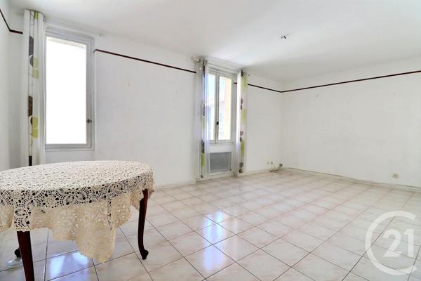 Appartement T4 à vendre  4 pièces - 91,26 m2 FREJUS - 83