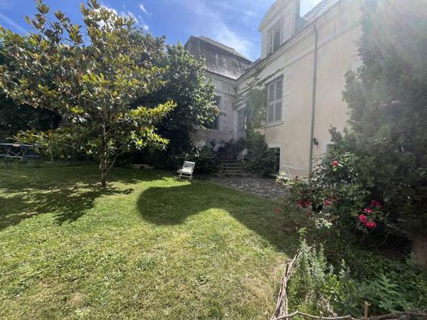 Appartement à louer 910 € CC Tours 2 p 51 m² DPE D