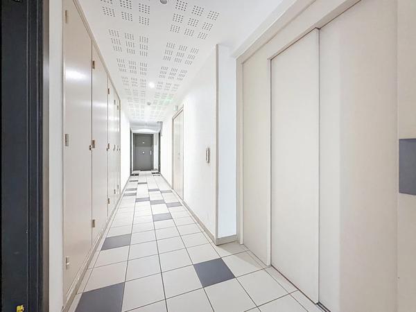 Appartement T2 - 38m² très lumineux avec balcon - LYON 7EME