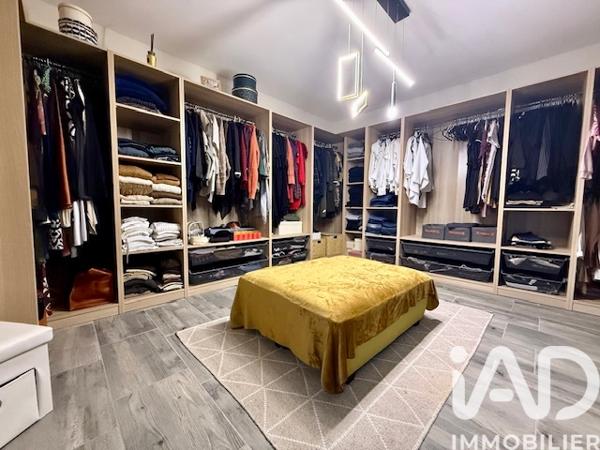 Maison à vendre 8 pièces 193 m² Cosnes-et-Romain