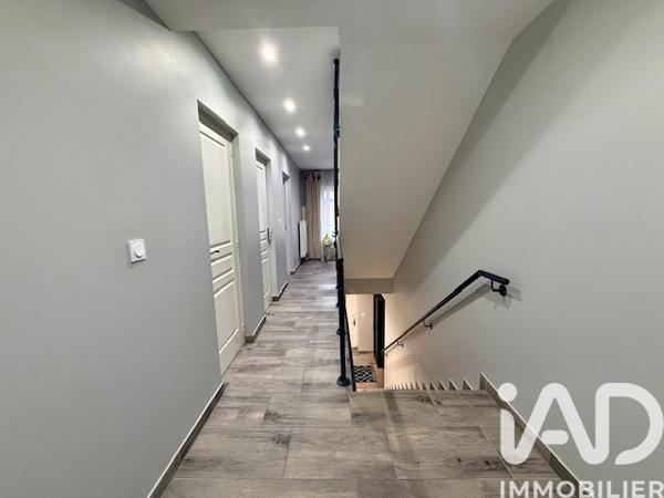 Maison à vendre 8 pièces 193 m² Cosnes-et-Romain