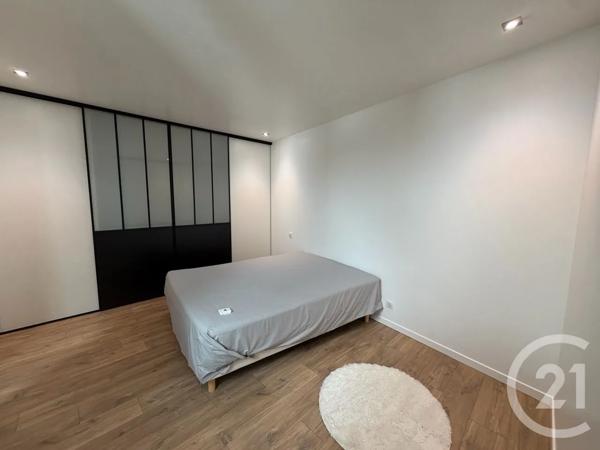 Appartement T4 à vendre  4 pièces - 140 m 2   AURILLAC  - 15