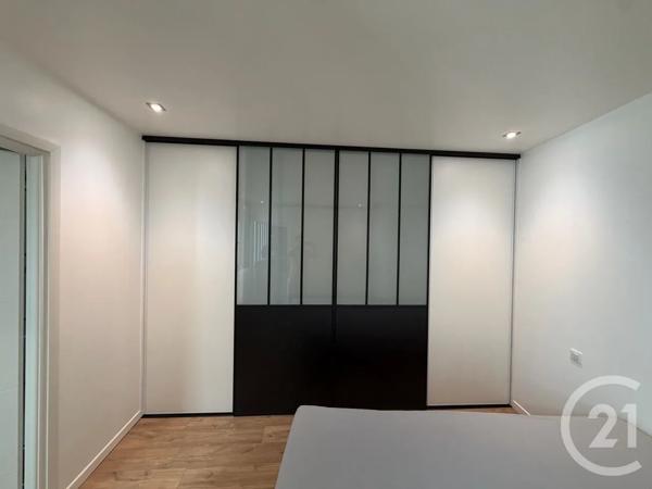 Appartement T4 à vendre  4 pièces - 140 m 2   AURILLAC  - 15