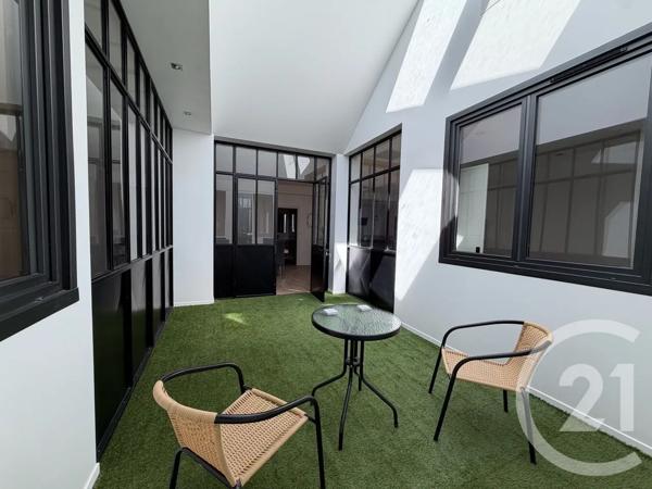 Appartement T4 à vendre  4 pièces - 140 m 2   AURILLAC  - 15