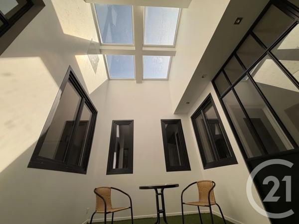 Appartement T4 à vendre  4 pièces - 140 m 2   AURILLAC  - 15