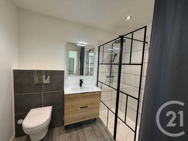 Appartement T4 à vendre  4 pièces - 140 m 2   AURILLAC  - 15