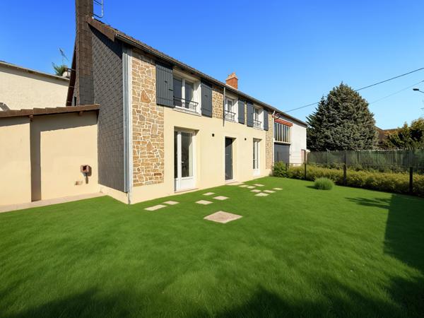 Ollainville (91340) Maison de 5 pièces, refaite à neuf- environ 100 m2 - 2 places de parking + jardin