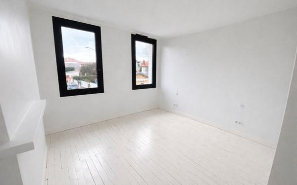 Maison à vendre    4 pièces • 121 m2 Toulouse