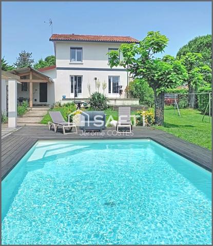 Maison rénovée 4 Chambres - Piscine - terrain de 3300 m2 dont 1800 m2 constructibles