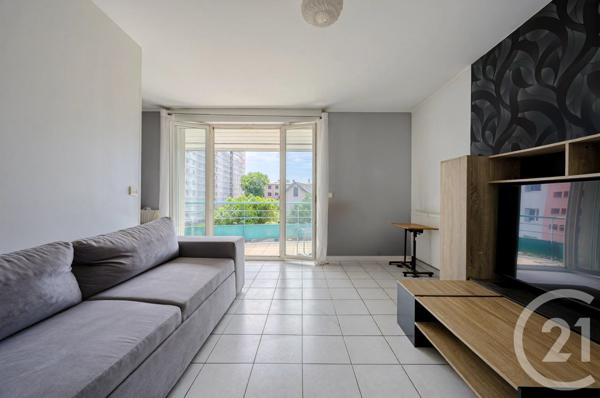 Appartement T2 à vendre  2 pièces - 37,82 m 2   CHAMBERY  - 73