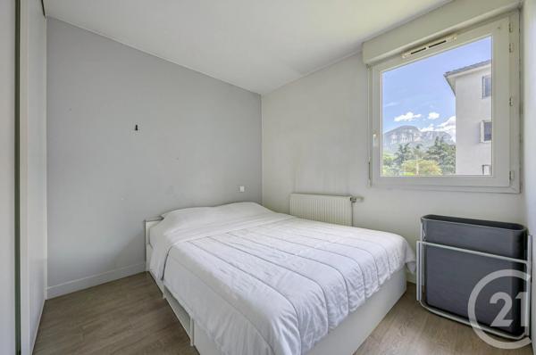 Appartement T2 à vendre  2 pièces - 37,82 m 2   CHAMBERY  - 73