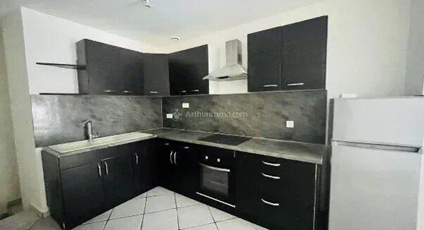 Location                                                      Appartement
                        
                     2 pièces                      67 m2                     à Vienne