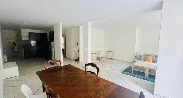 Location                                                      Appartement
                        
                     2 pièces                      67 m2                     à Vienne