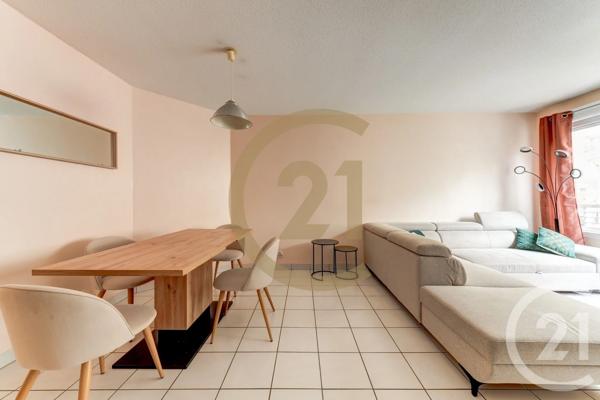 Appartement F2 à vendre  2 pièces - 61,94 m 2   LYON  - 69003