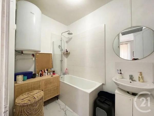 Appartement F2 à vendre  2 pièces - 61,94 m 2   LYON  - 69003