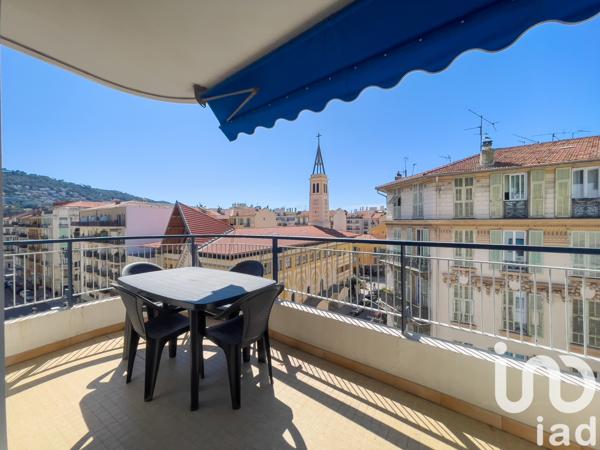 Location appartement 3 pièces 64 m² Nice
