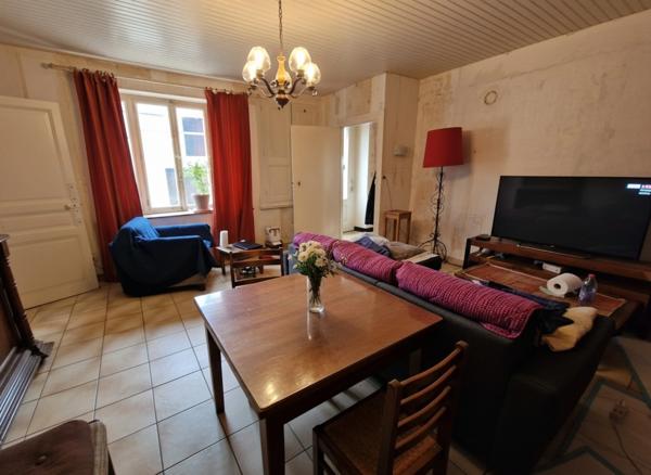 ENSEMBLE IMMOBILIER/ MAISON à vendre 4 pièces proche de CHALINDREY (52) sur 1182 m2 de TERRAIN