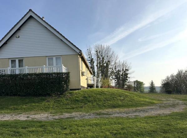 Maison de campagne 7 000m2 terrain