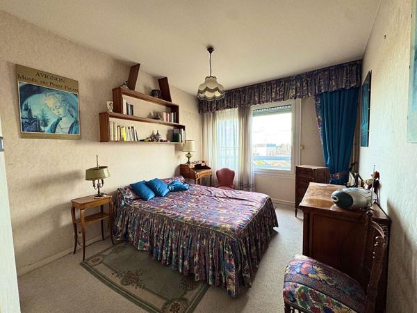 Appartement Orleans 3 pièces de 85.63 m2 avec balcon, ascenseur, parking et cave