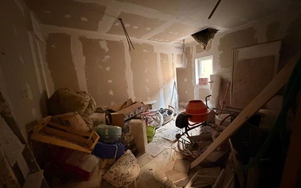 Immeuble à vendre    24 pièces • 400 m2 Beaucaire