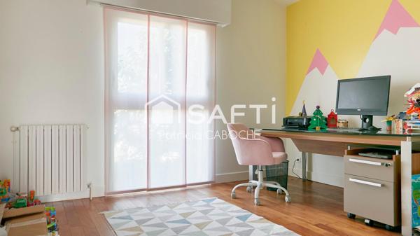 Maison non mitoyenne entièrement rénovée 5 chambres