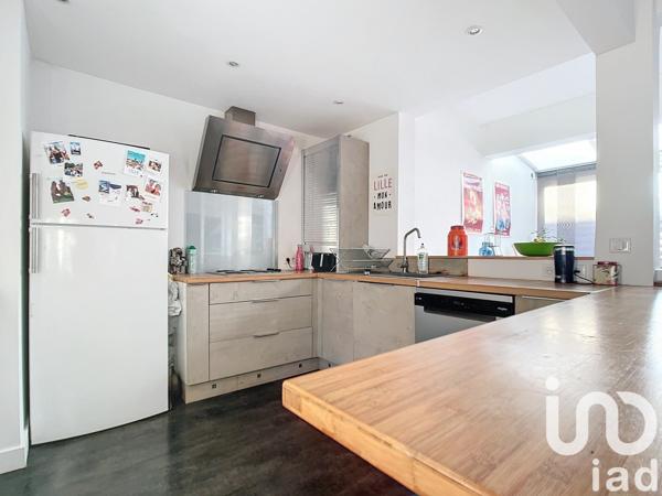 Appartement 5 pièces de 110 m² à Faches-Thumesnil (59155)