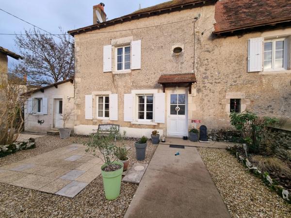 Maison Rénovée - 3 Ch - 109m² - JOUHET - 86500